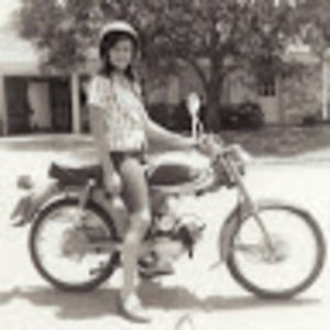 Meet your Posher, Elaine